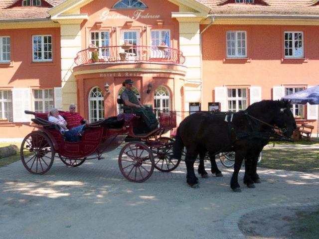 Altes Gutshaus-Federow Hotel Exterior photo